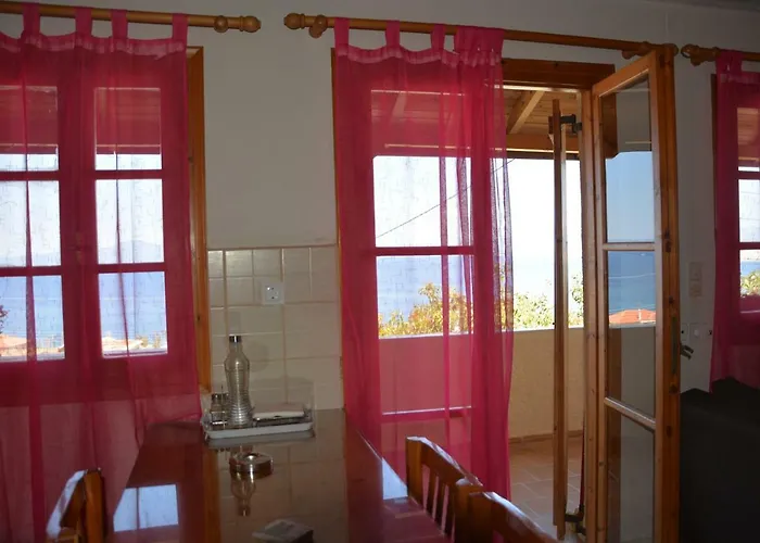 Four Seasons Verga *